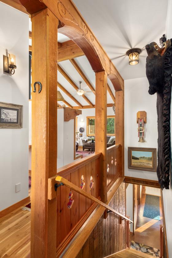 Where Mountain Living and Equestrian Dreams Come T - photo 17