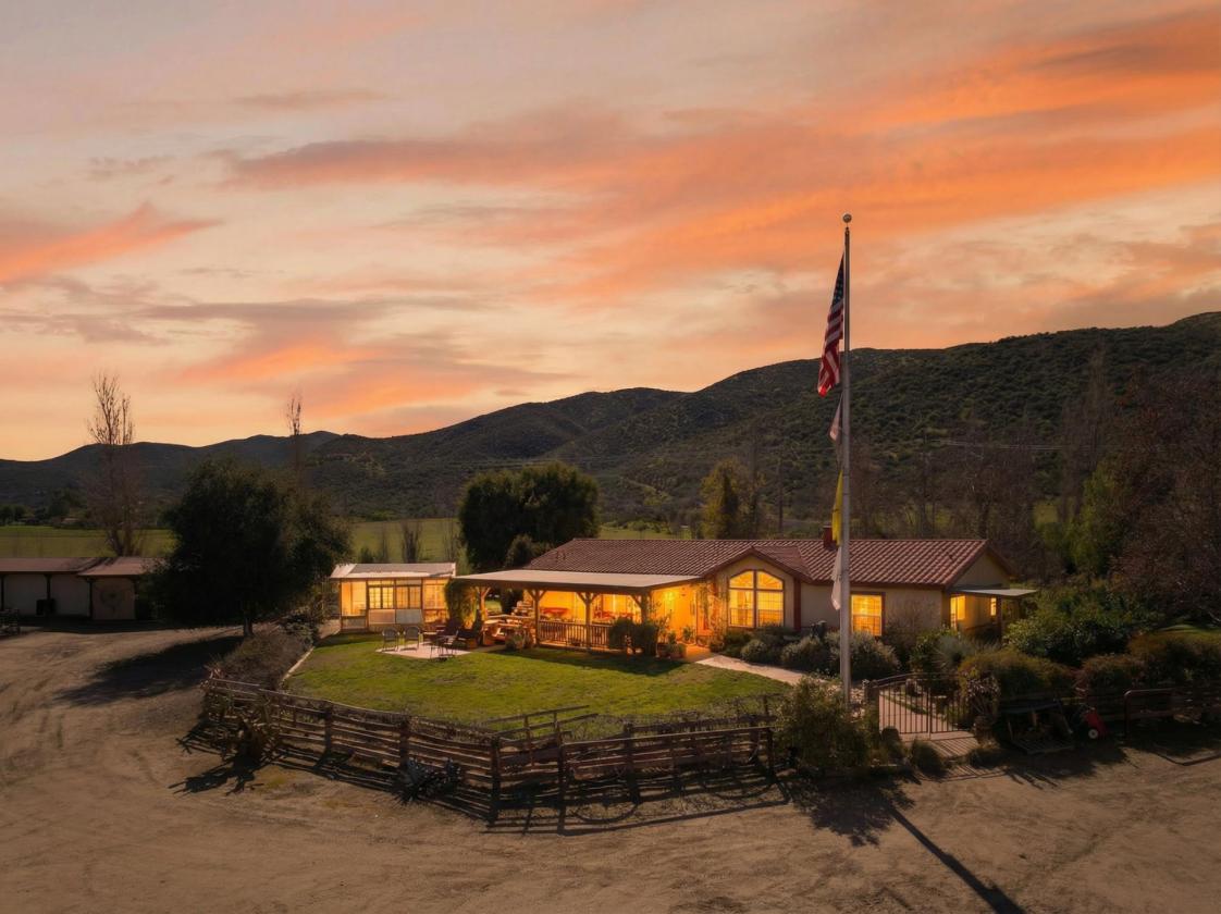 Sprawling 19 acre So Cal Working-Rodeo Ranch - photo 6