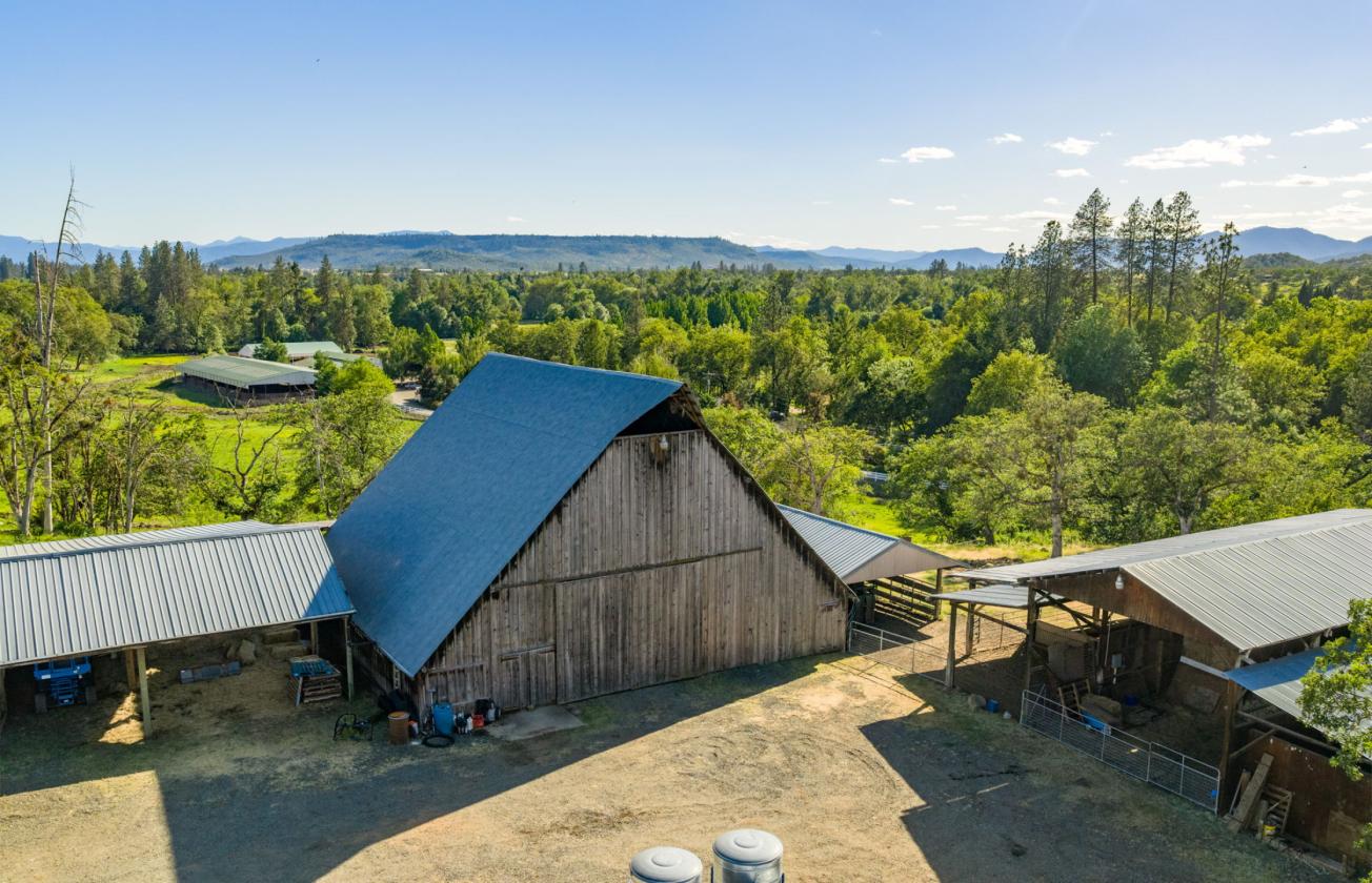 Amazing Opportunity near Rogue River - photo 7