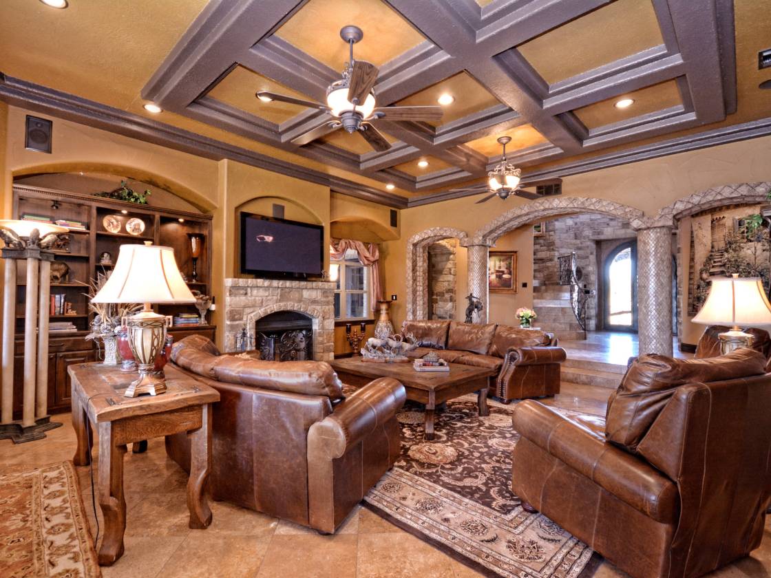 Austin area luxury equestrian estate with separate guest house on