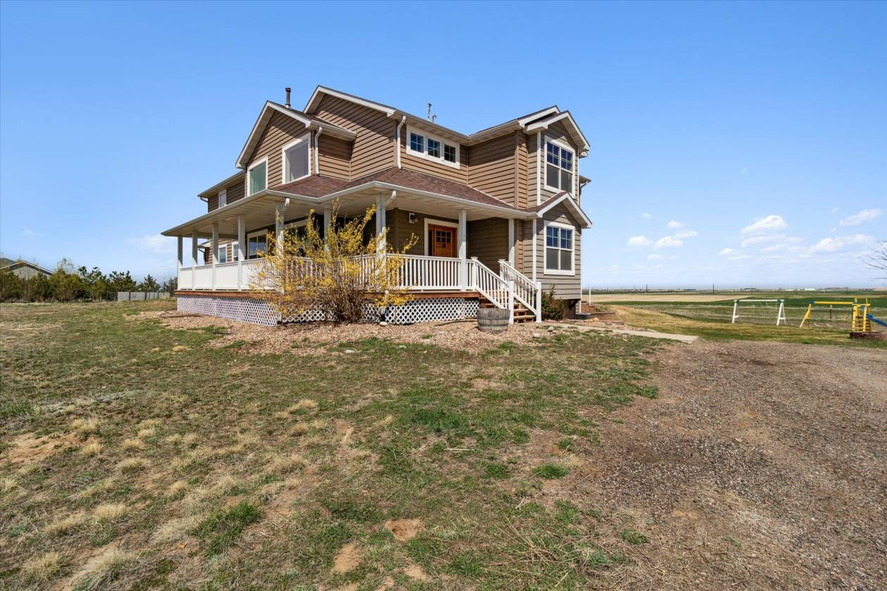 Horse Property for sale.