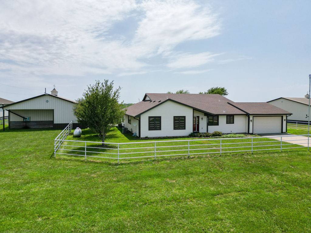Horse Property for sale.