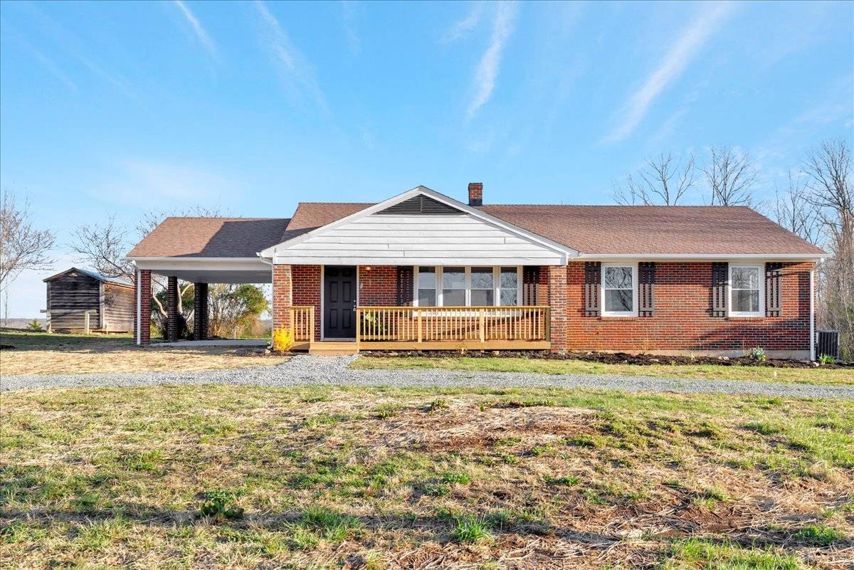 Horse Property for sale.