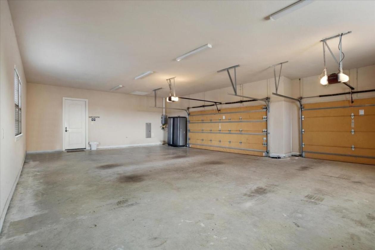 Equestrian Estate on 11 Acres - photo 10