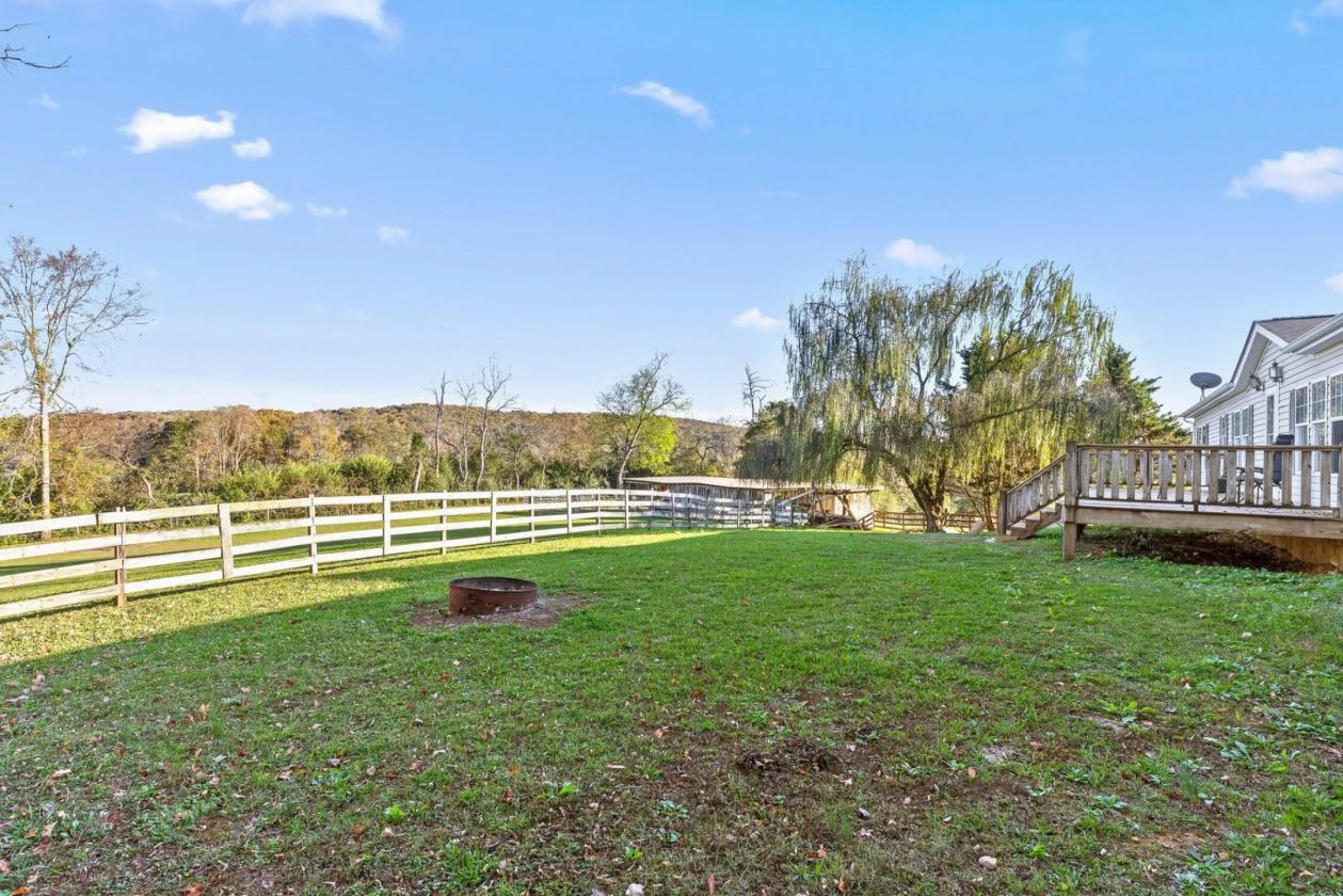 BEAUTIFUL HORSE FARMS WITH VIEWS - photo 12