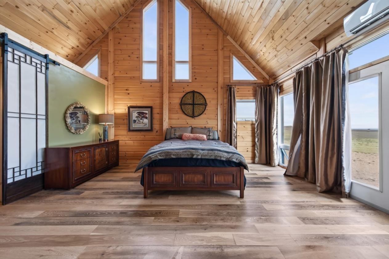 Unique Construction like no other in Wyoming! - photo 16