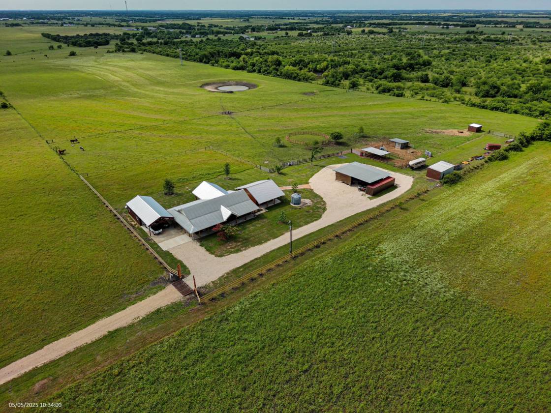 Horse Property for sale.