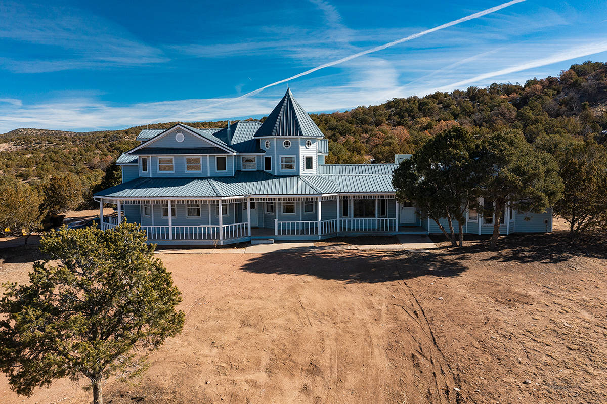Horse Property for sale.