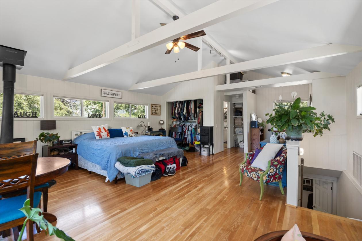 Charming Home on 12 Acres - photo 22