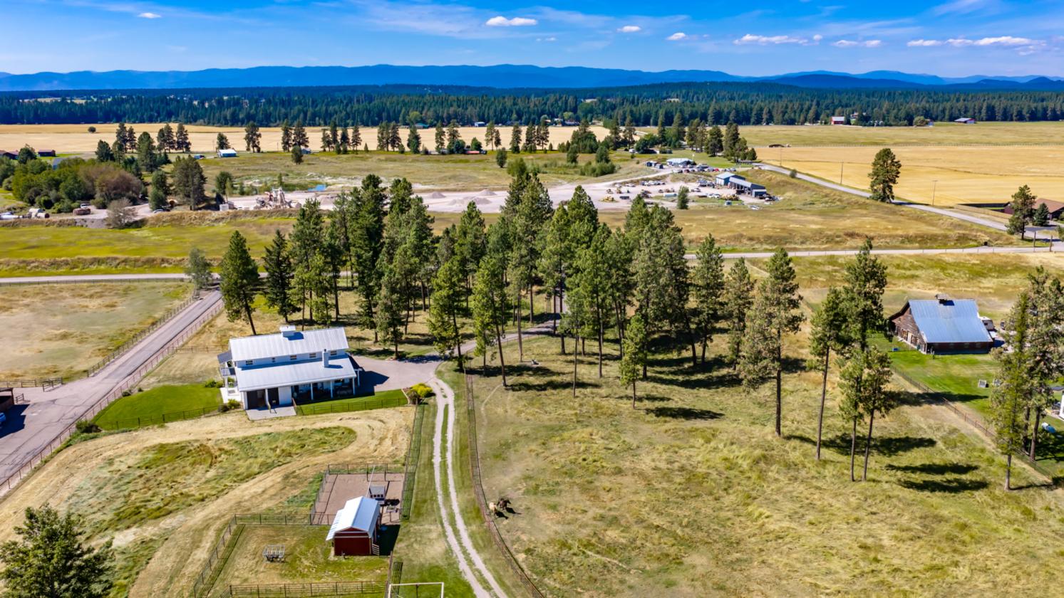 Where Montana grit meets refined country living - photo 6