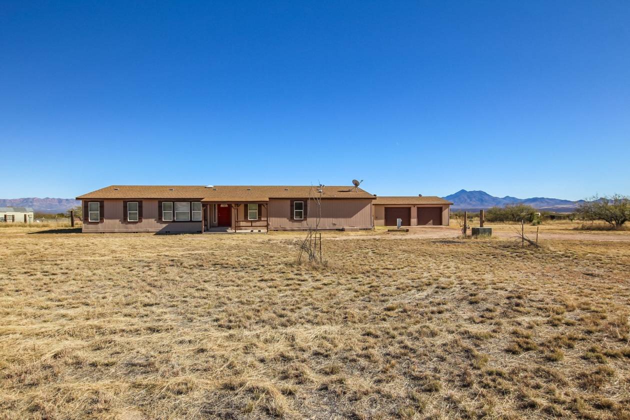 4 acre horse property in Hereford ,AZ Hereford, Cochise County