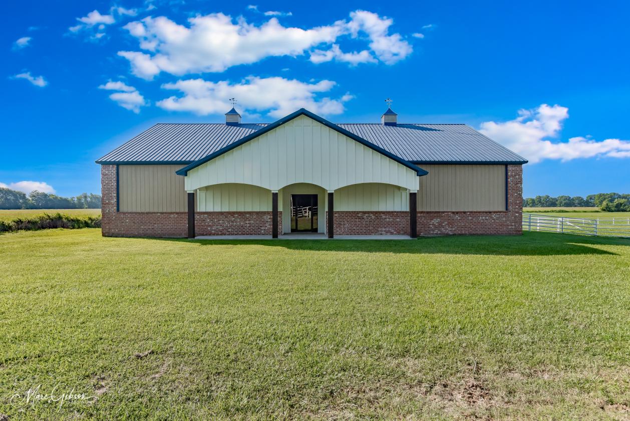 Fully Renovated Luxury Equestrian Estate - photo 18