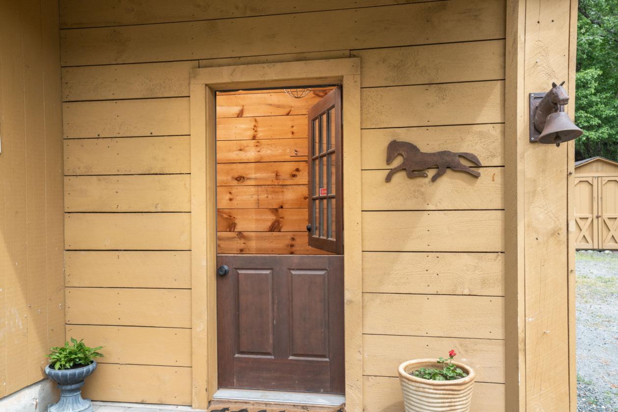 Idyllic & Private Equestrian Estate - photo 9