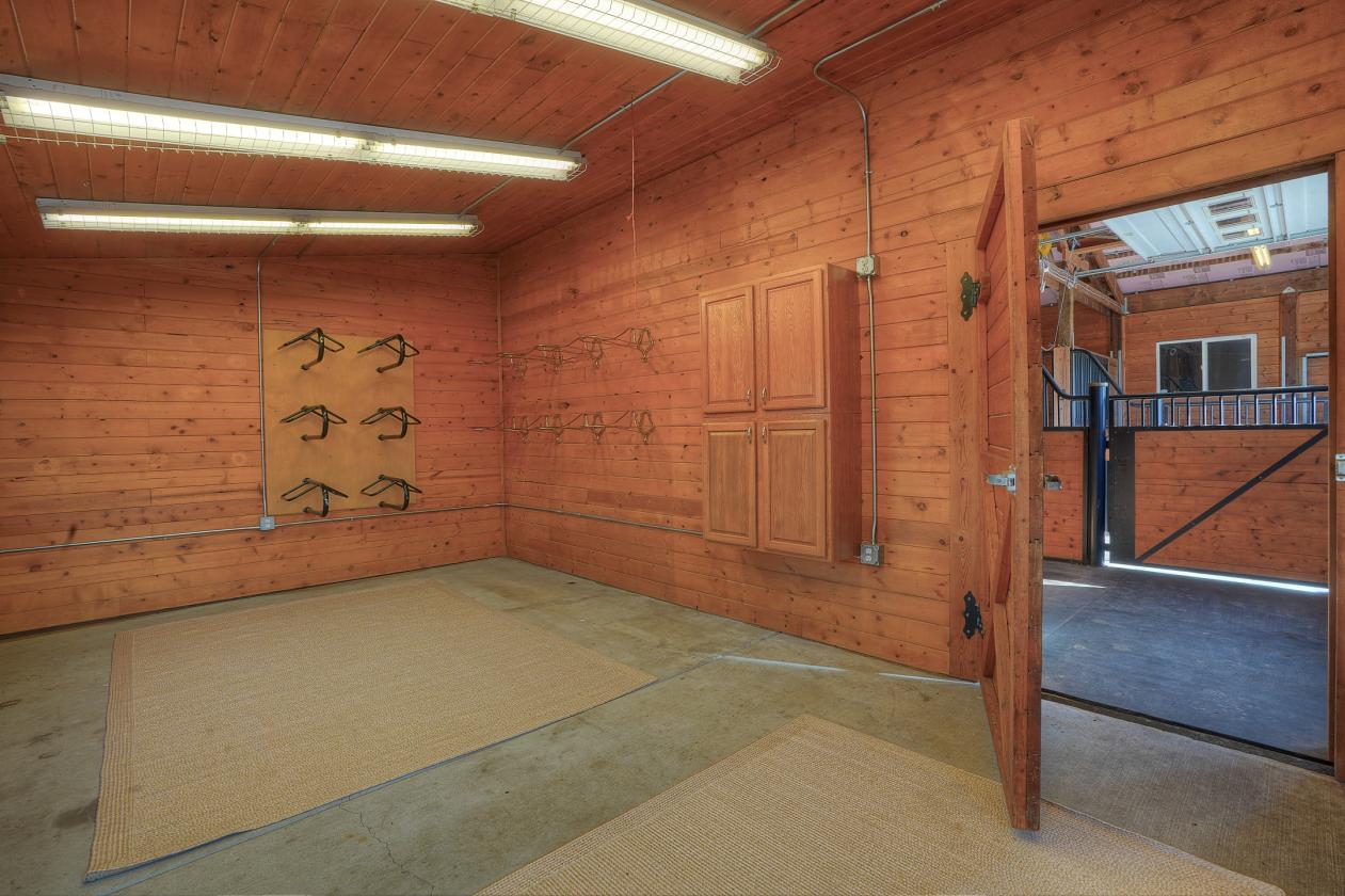 An Exceptional 10-Acre Equestrian Estate - photo 28