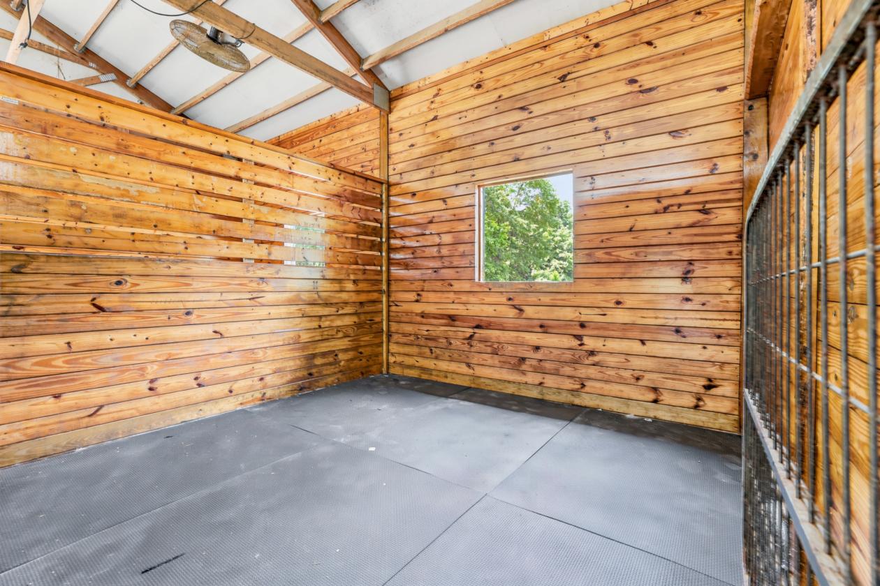 Tucked Away Farm - Horse Oasis - photo 20