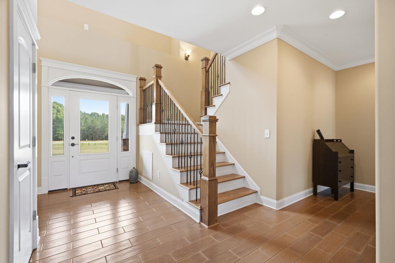 Luxury Equestrian Estate | 27 Acres - photo 5