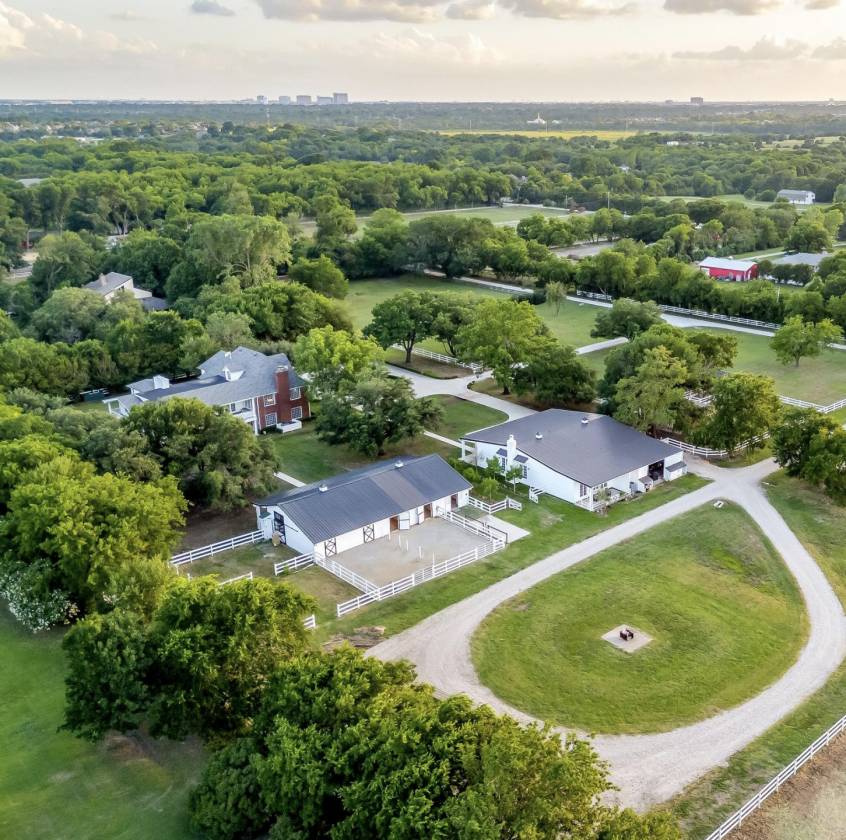 Horse Property for sale.
