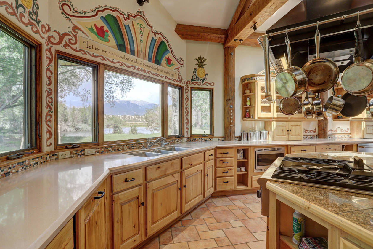 Colorado Mountain horse property with many water features. Buena