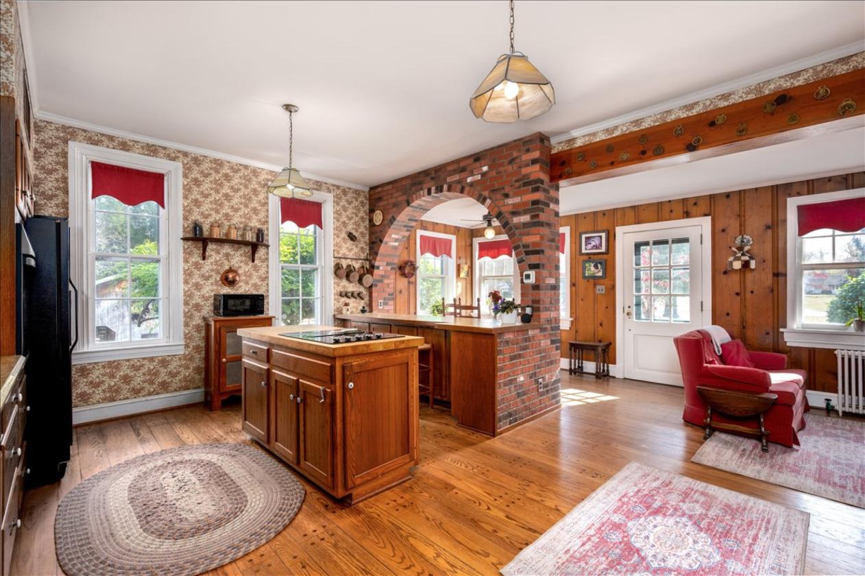Historic Hobby Farm on 12.6 Acres - photo 16