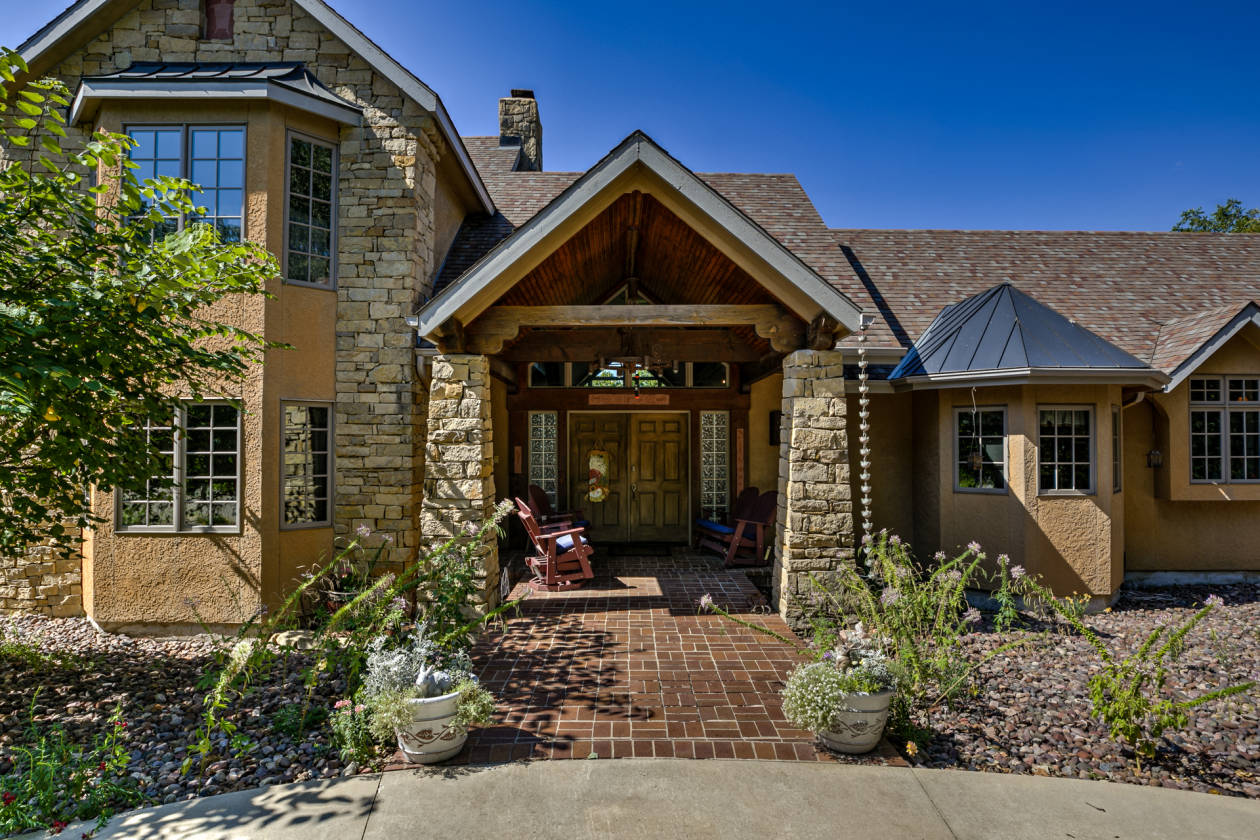 Horse farm for sale Lawrence, Douglas County, Kansas Horse farm for