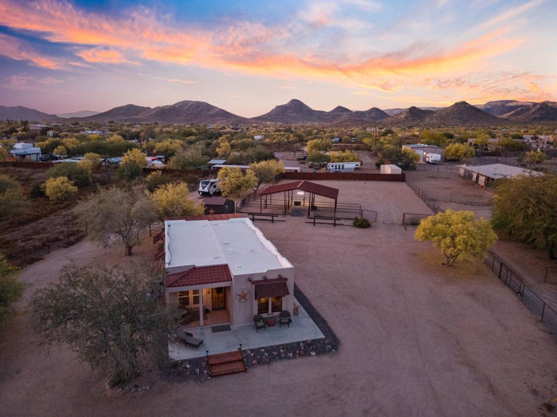 Rare and Charming Equestrian Property - photo 12
