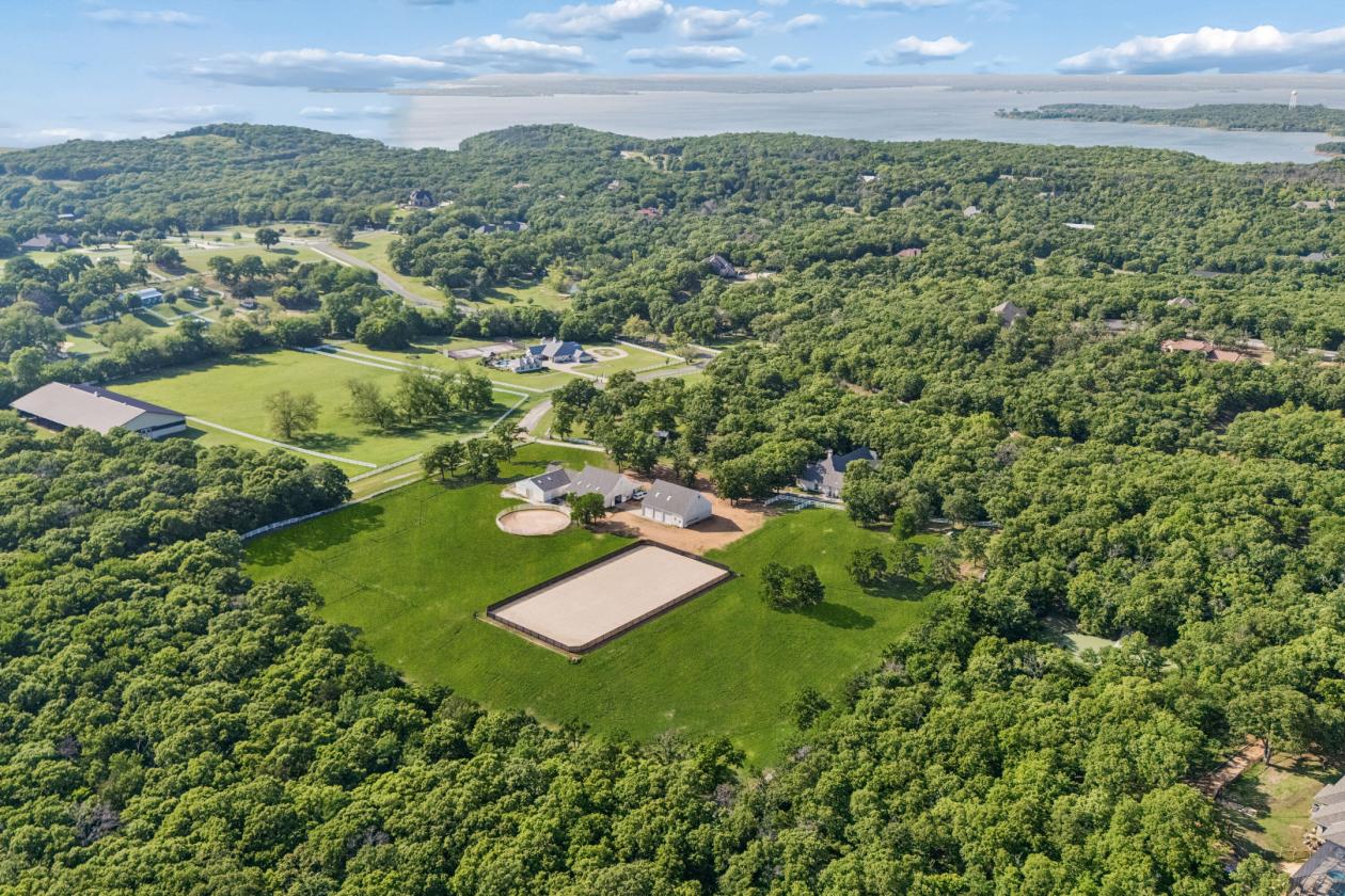 Private Equestrian Retreat in Butterfield Junction - photo 20