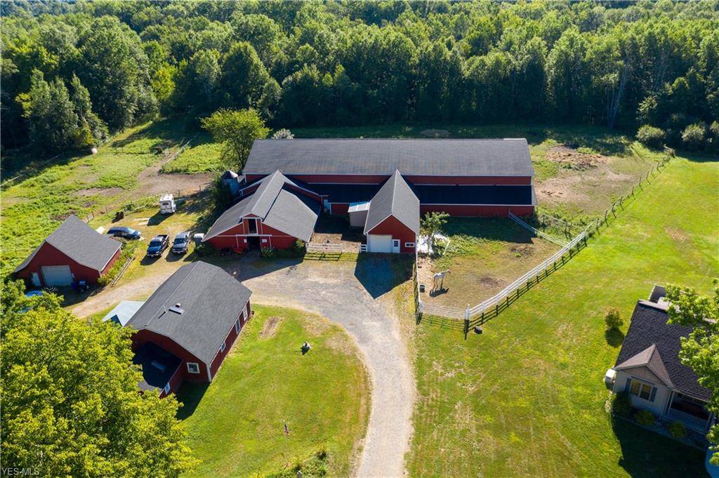 Fabulous opportunity for an producing horse farm. Ravenna