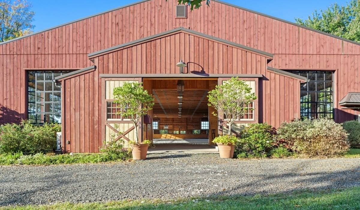 Horse Property for sale.