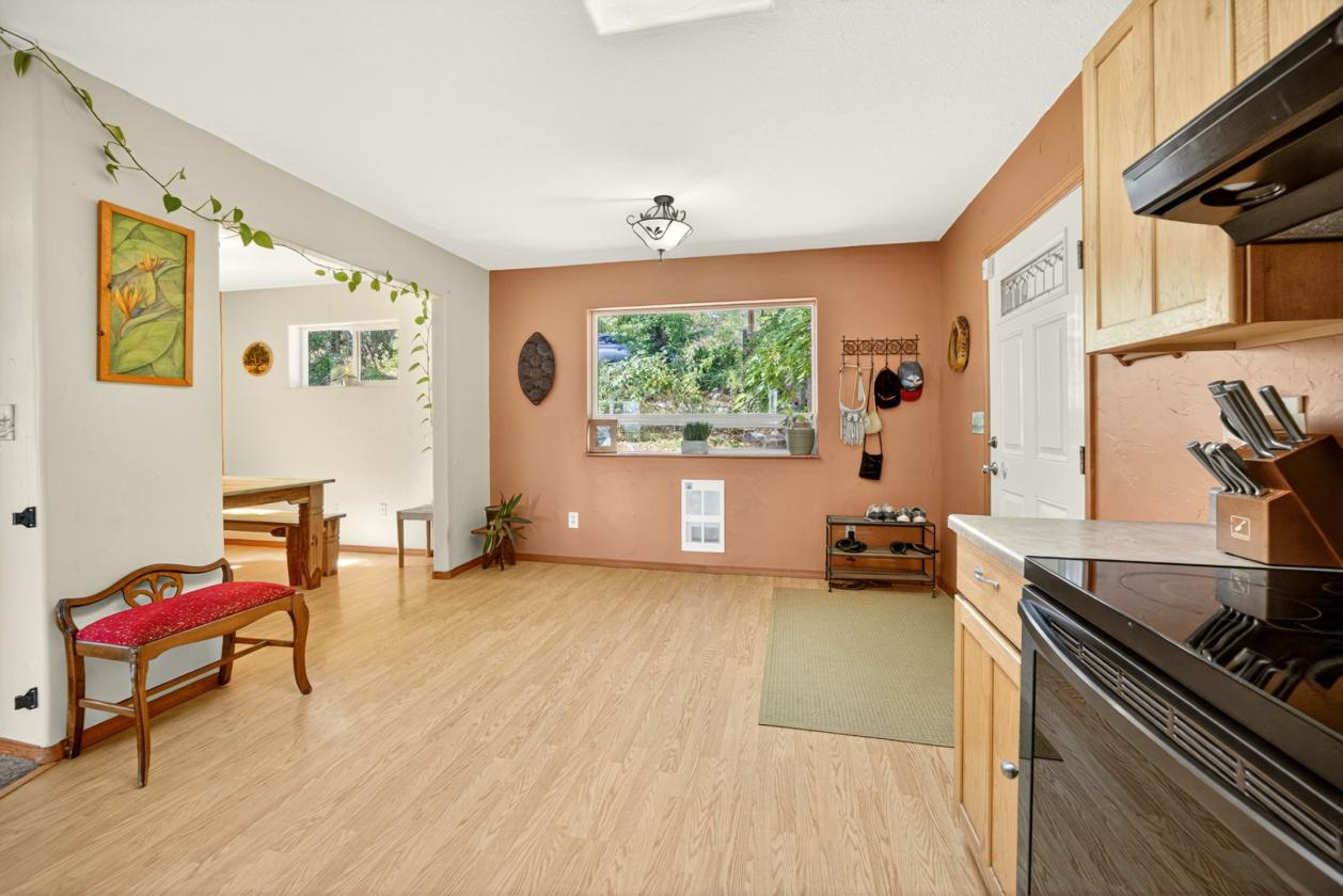 Horse property with two homes and expansive views! - photo 9