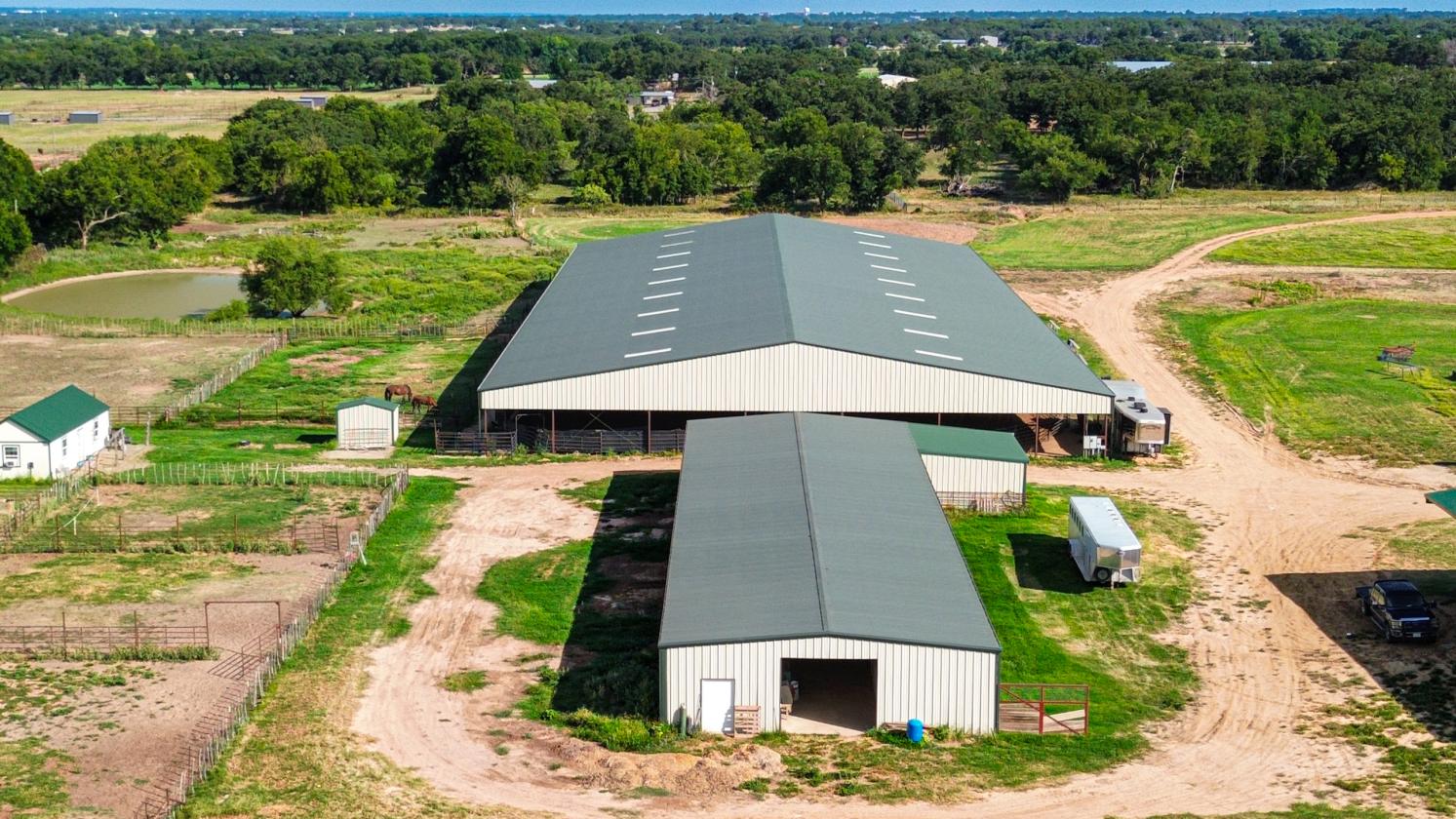 Income producing aquatread and covered arena - photo 19