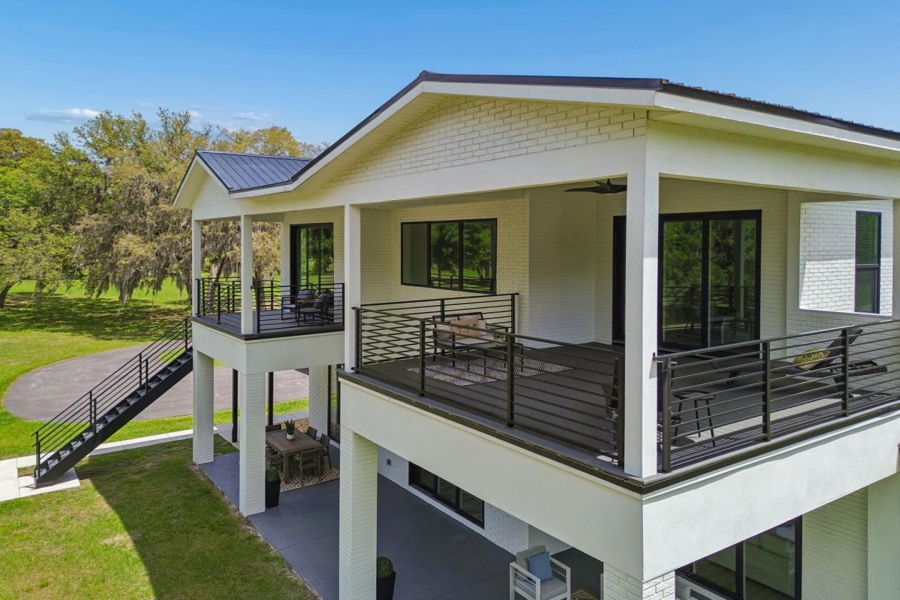 STUNNING LUXURY Home on 25 Acres - photo 25