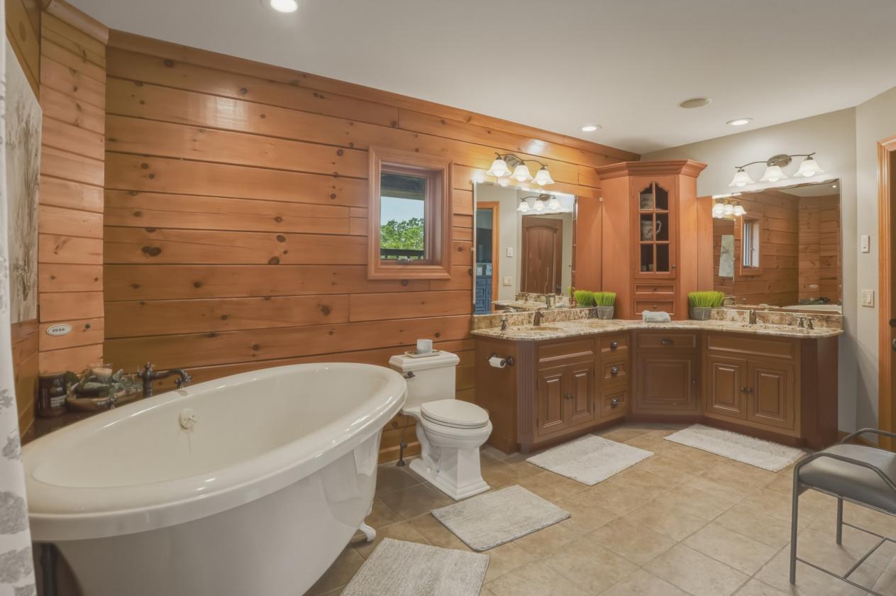 Iconic Hudson Valley Estate - photo 18