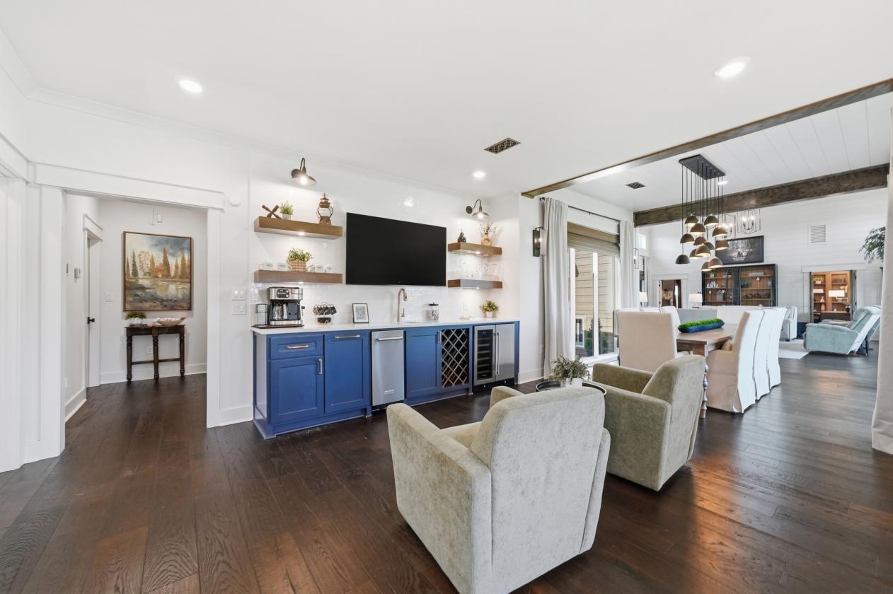 Luxury Horse Estate | Pool, Barn, Shop +28-71 Ac - photo 20