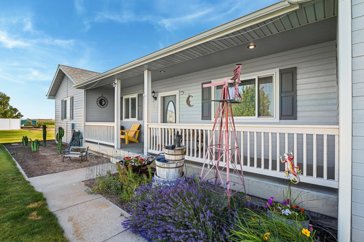 Country Rambler on 2.57 Acres with Room to Grow - photo 11
