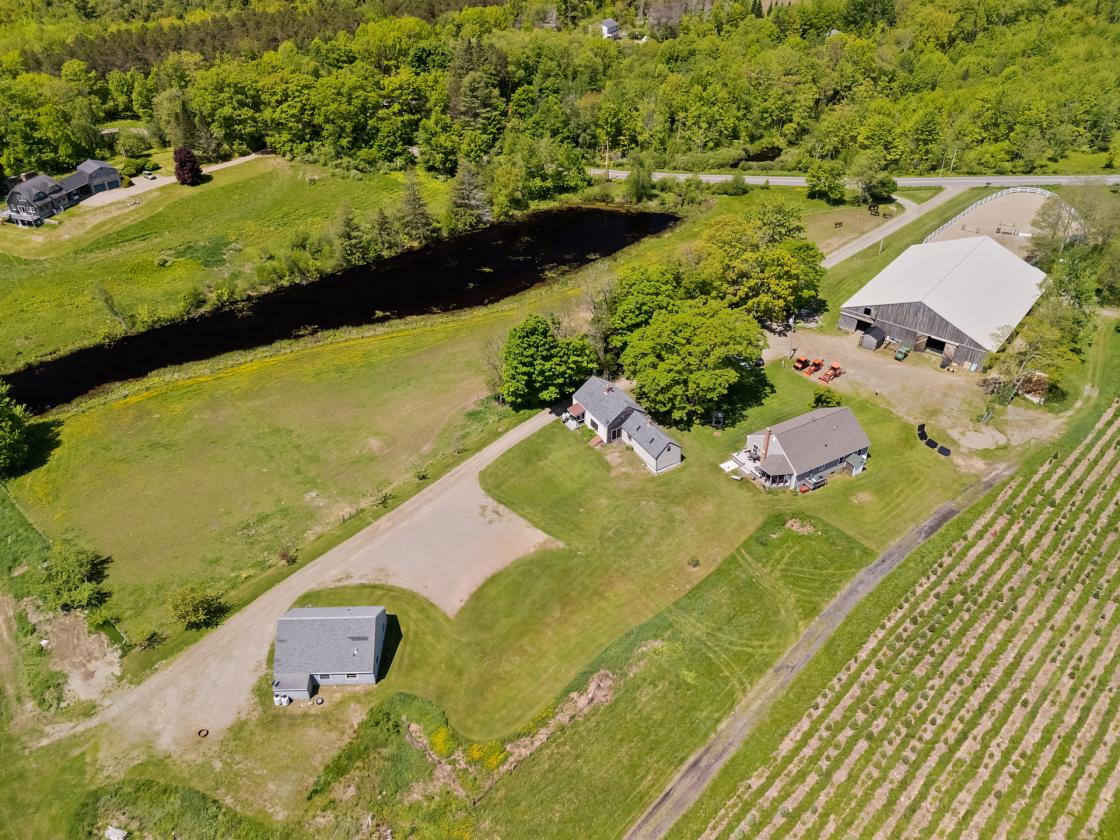 Equestrian Center with compound Living - photo 2