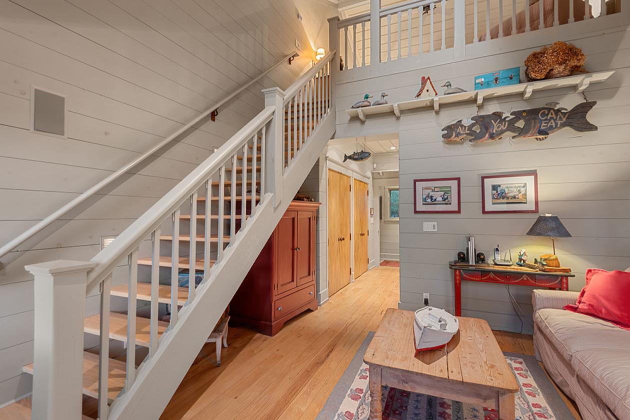 Quintessential Mountain Retreat - photo 16