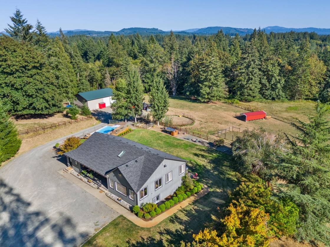 Horse Property for sale.
