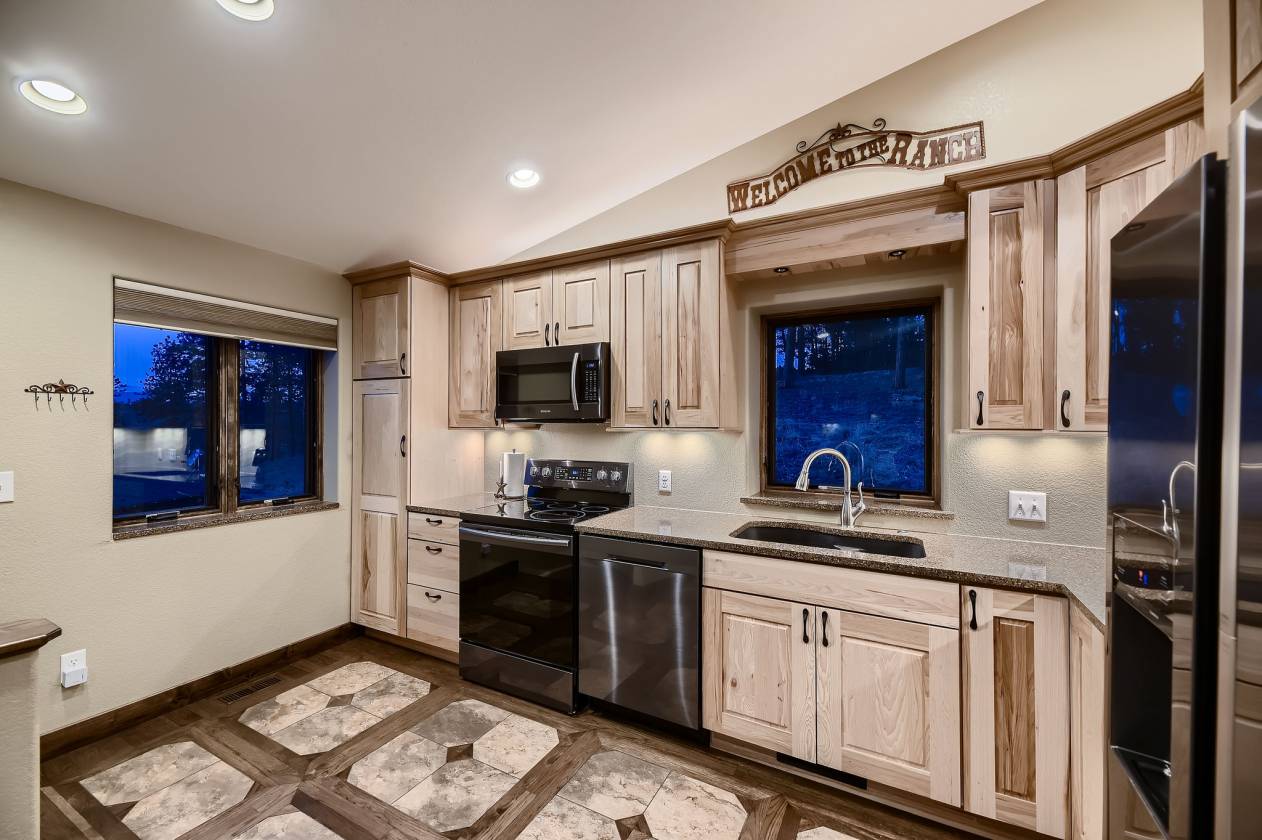 MAGICAL PINE & TINES RANCH - photo 23