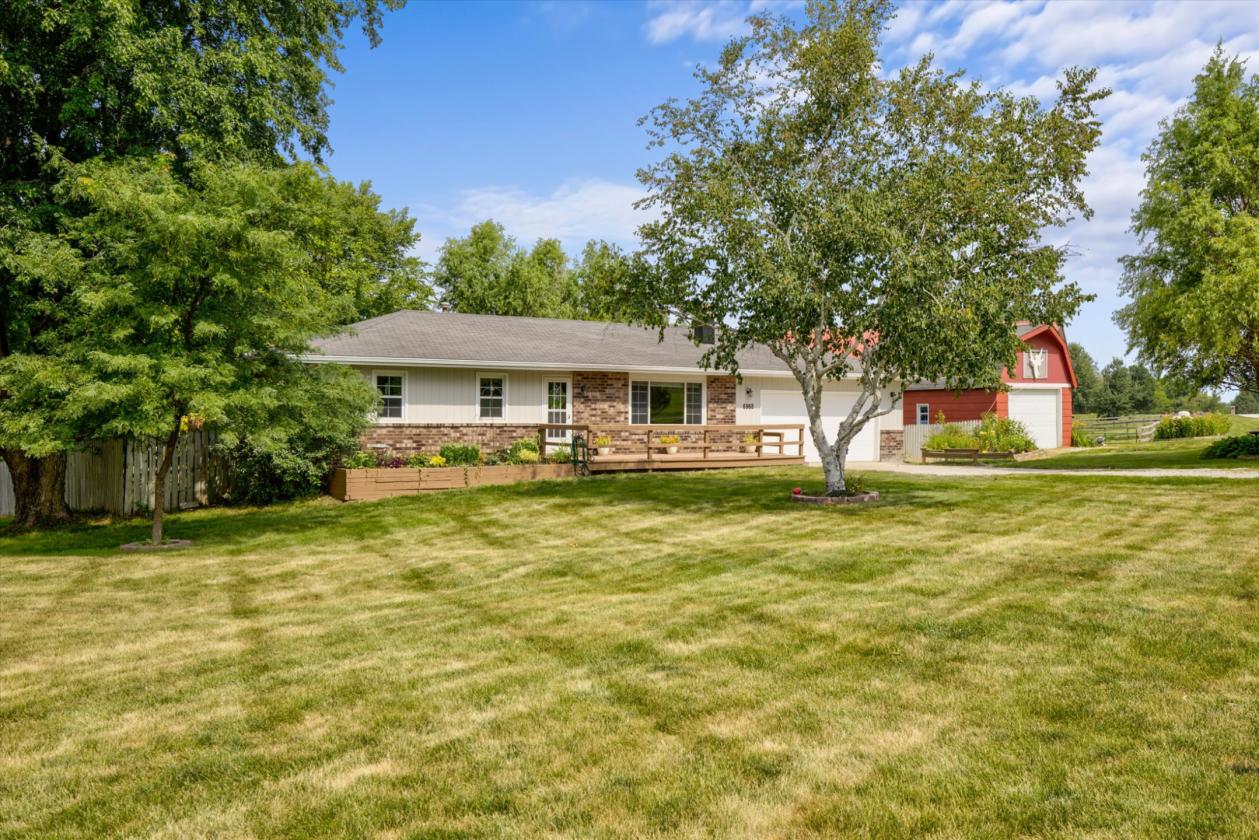 Turnkey Horse Property between Indianola + Norwalk - photo 2