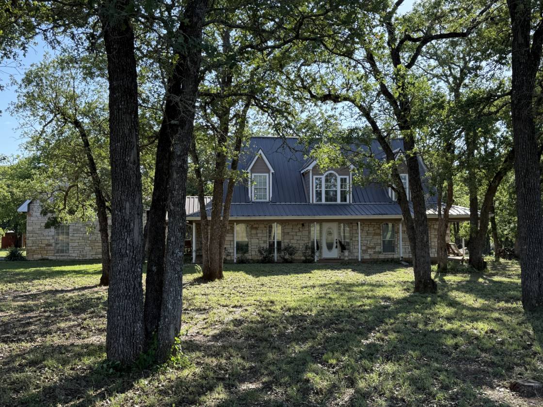 Horse Property for sale.