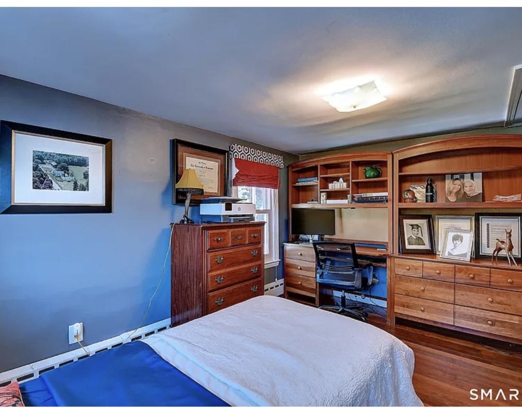 Historic equestrian estate, modern conveniences - photo 20