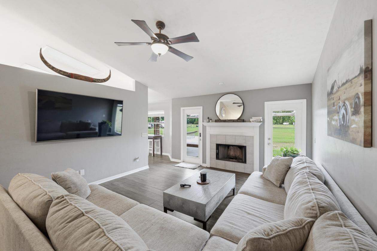 Trenton Home & Horse Farm with ADU Suite - photo 10