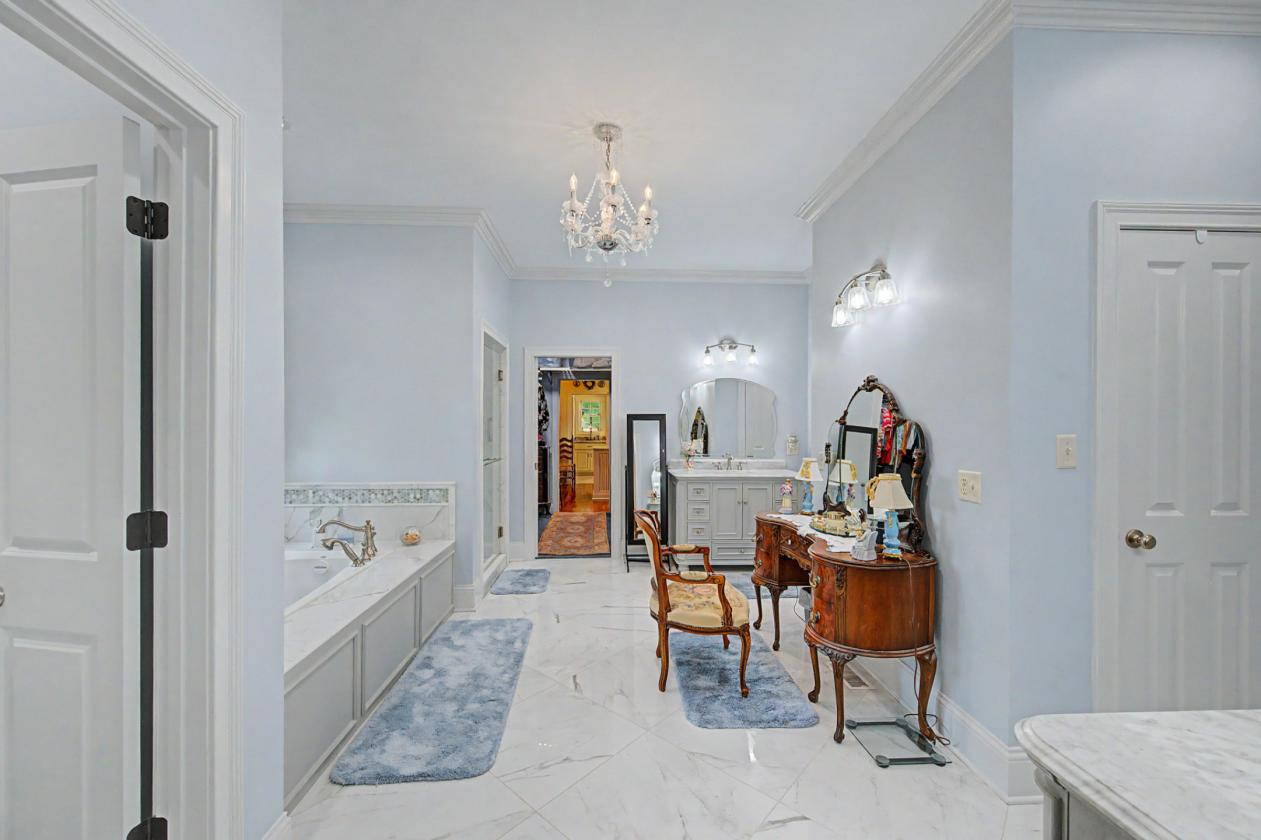 GORGEOUS PROPERTY WITH 12.72 ACRES - photo 29