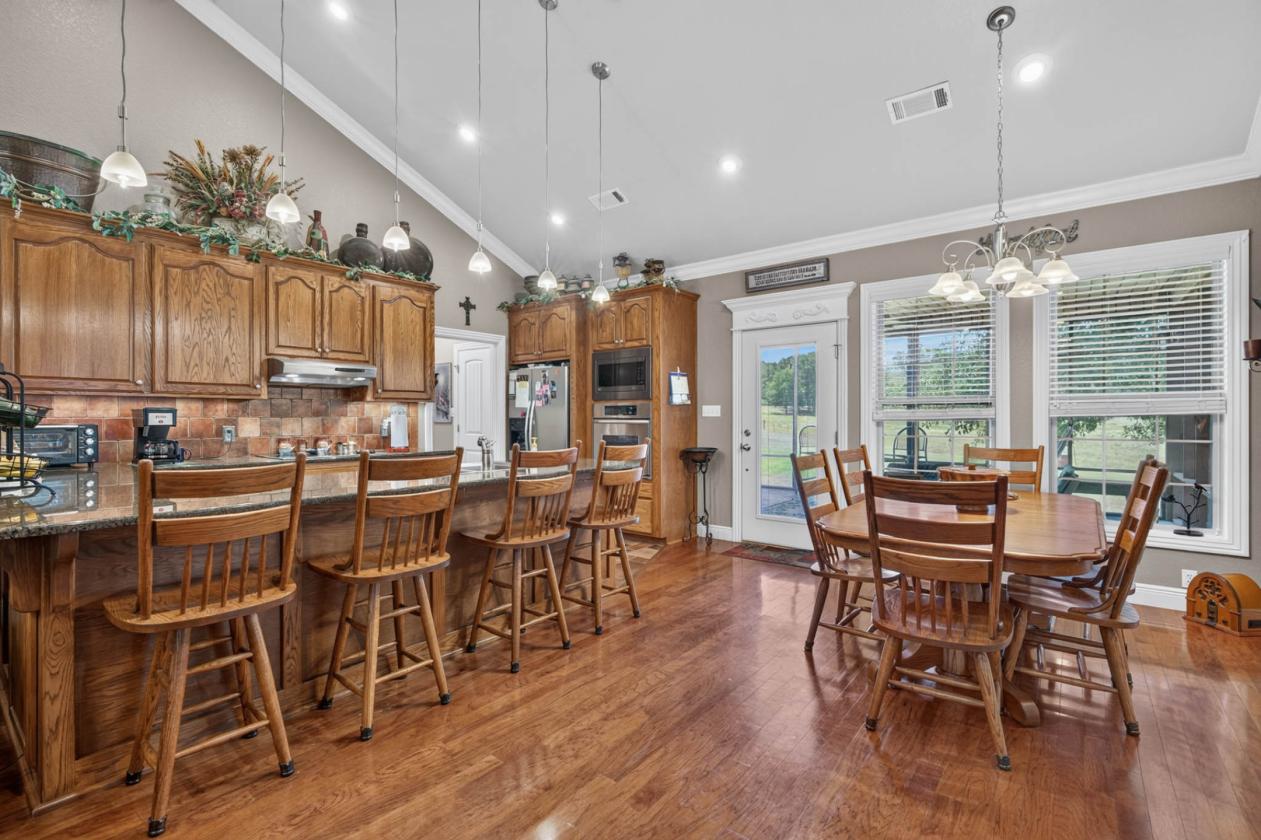 2 homes on 40 acres- New Price - photo 7