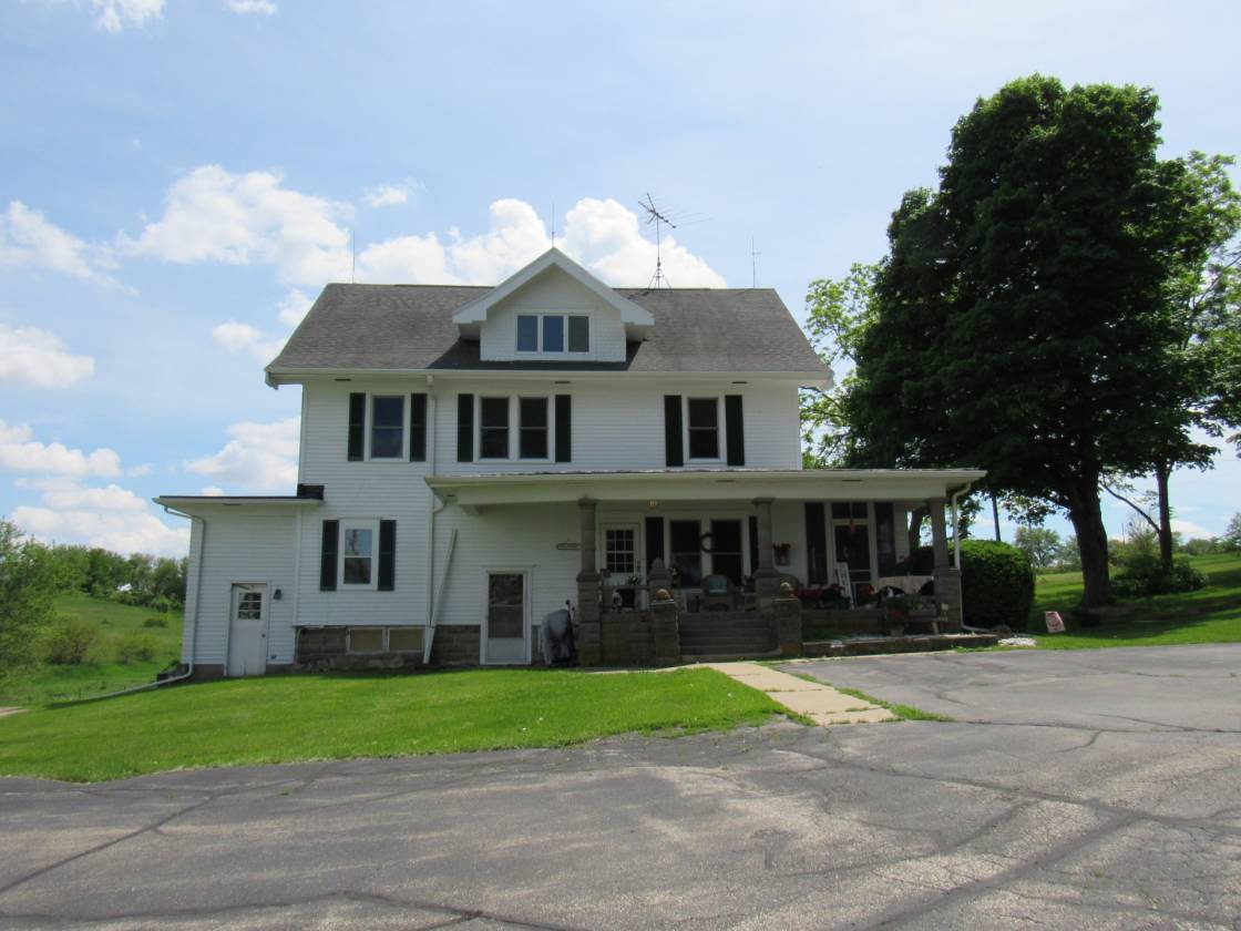 Horse Farms For Sale in Wisconsin, Horse Properties For Sale in WI