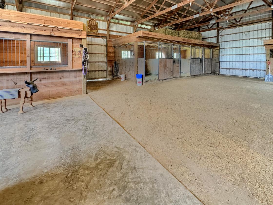 Rural Central Illinois 20 Acre Horse Paradise - photo 25