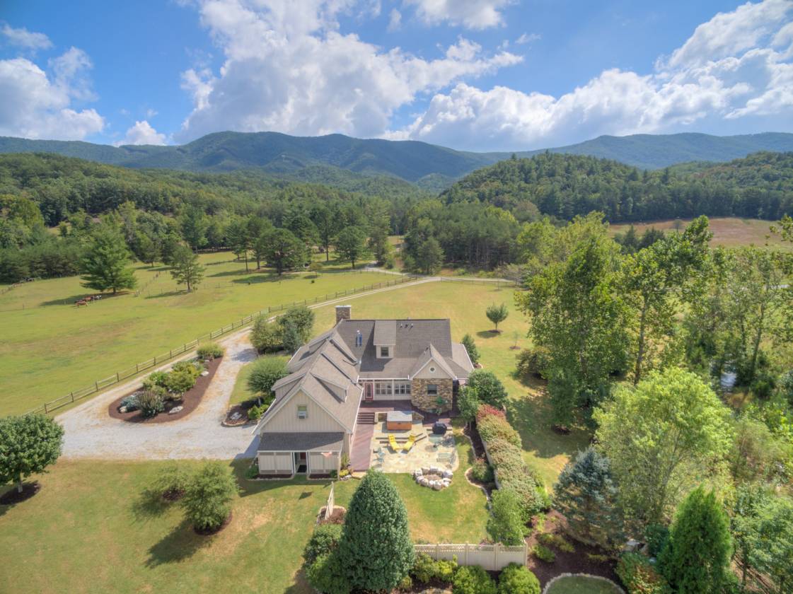 Luxury Home with Creek Frontage - photo 22