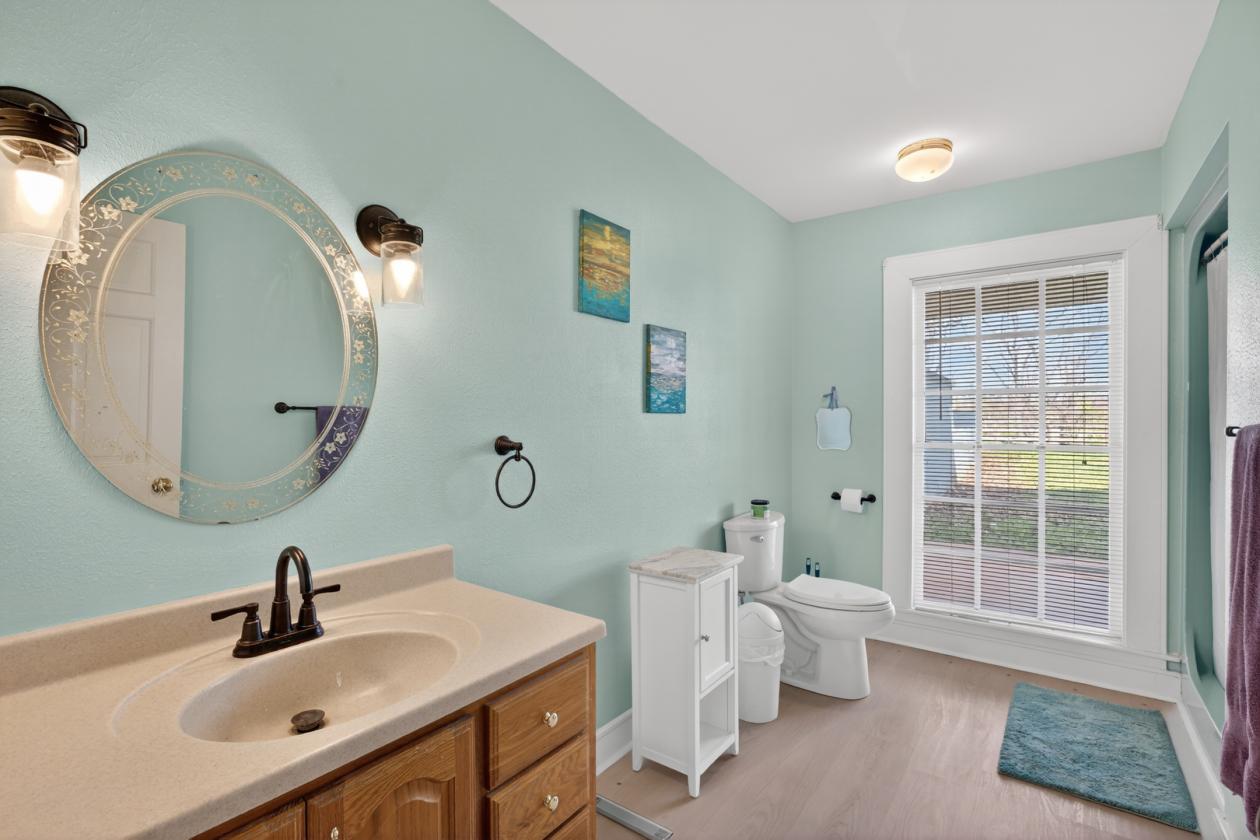 CLOSE TO TRYON Horse farm with 30+ kennel facility - photo 17