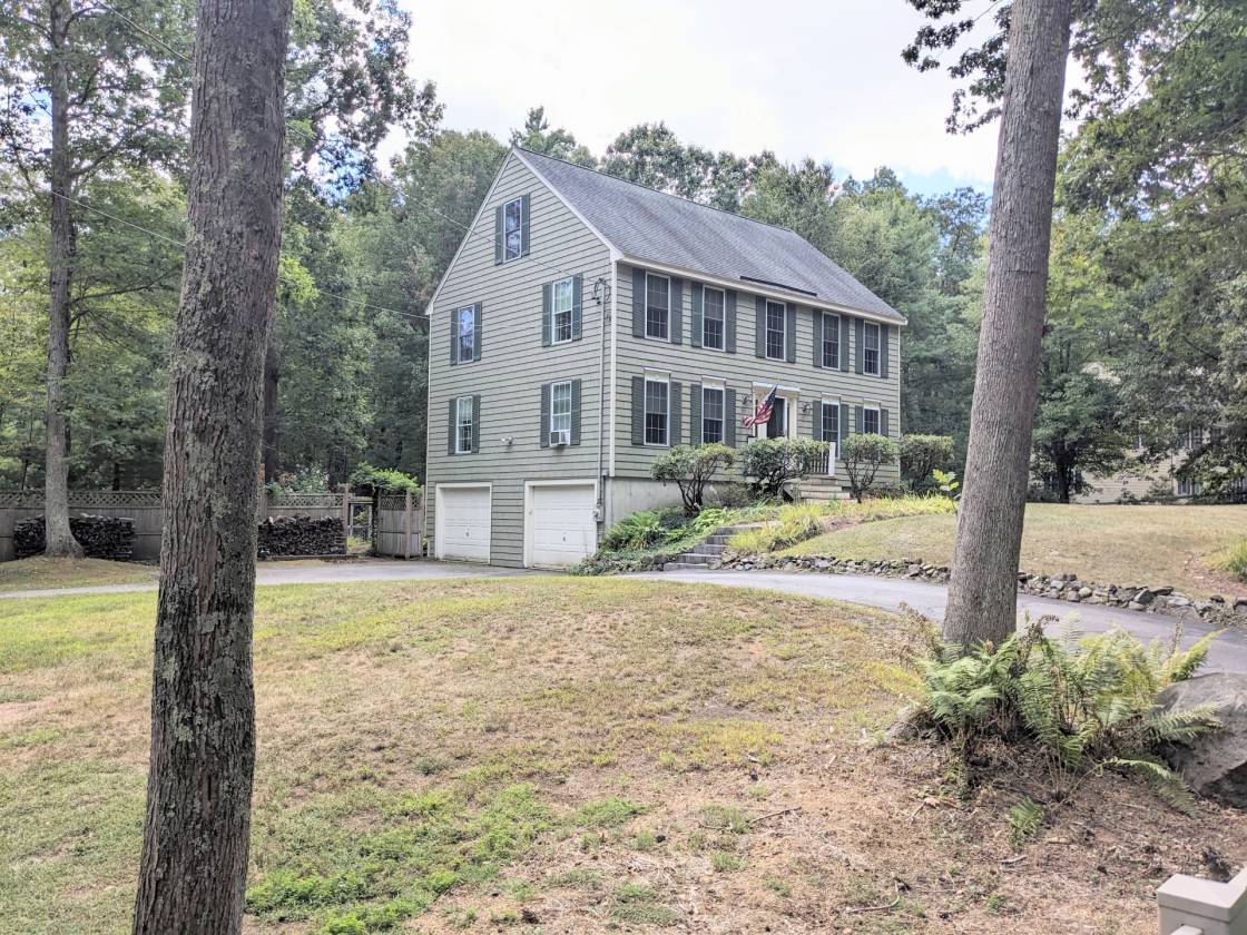 Horse Property for sale.