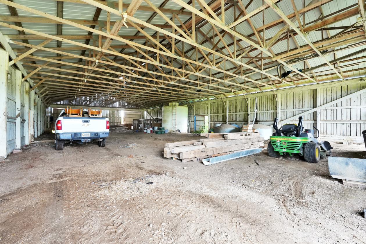 Horse-Ready 20-Acre Estate | Barn | Shop - photo 6